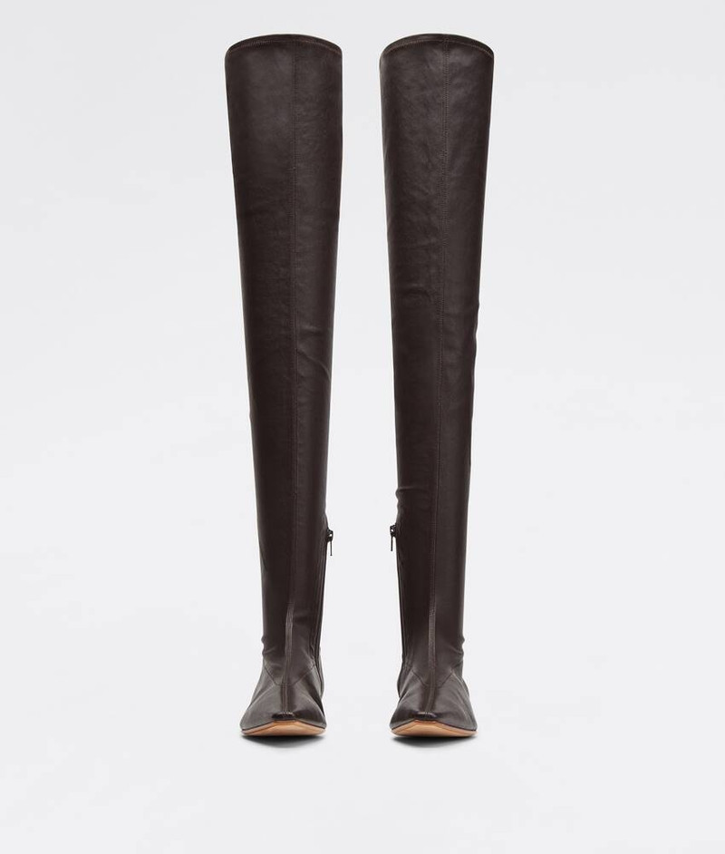 Bottega Veneta almond outlook