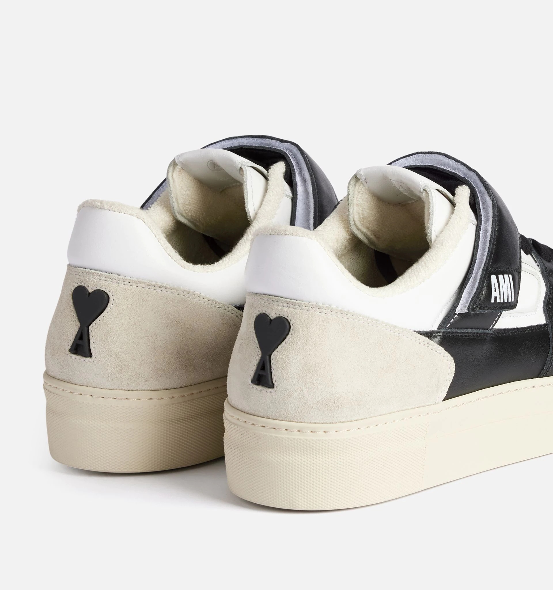 Low-Top Ami De Coeur Sneakers - 6