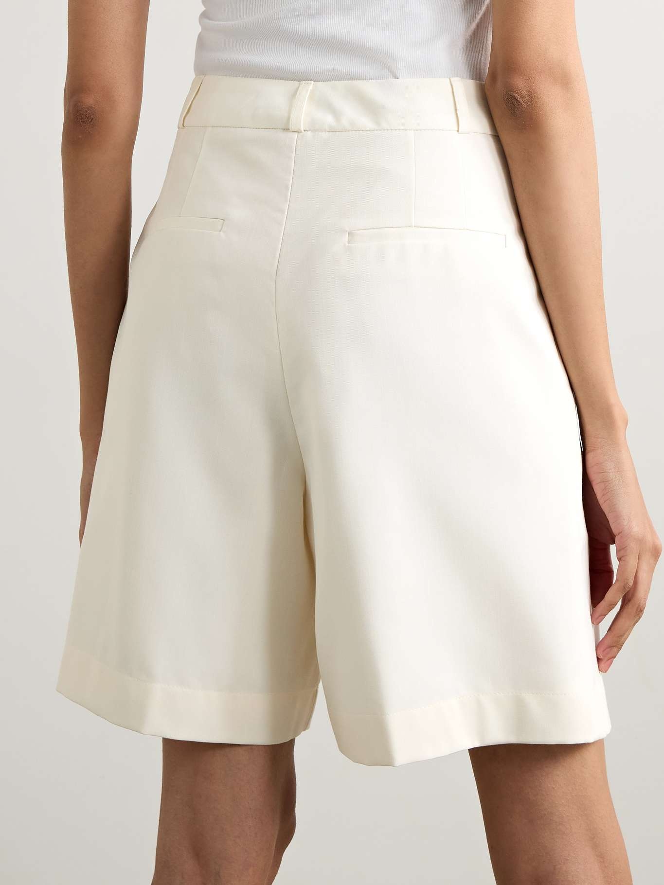 Pleated woven shorts - 4