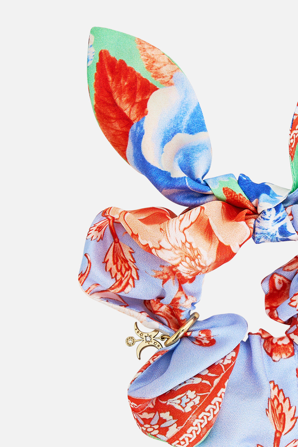 SCRUNCHIE WITH TIE AND CHARM - 2