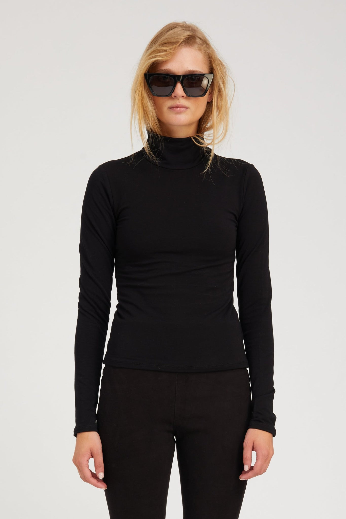 BLACK CITY LONG SLEEVE TURTLENECK - 5