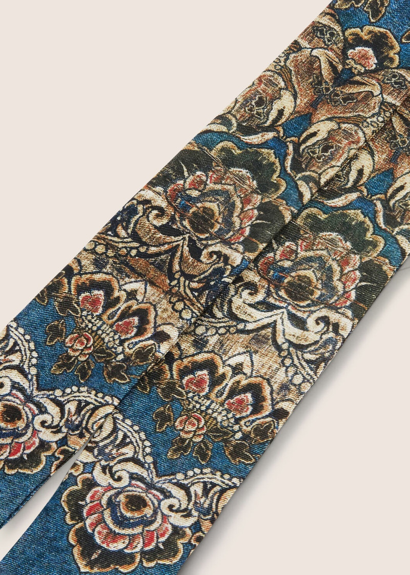 Loro Piana Neck Scarf outlook