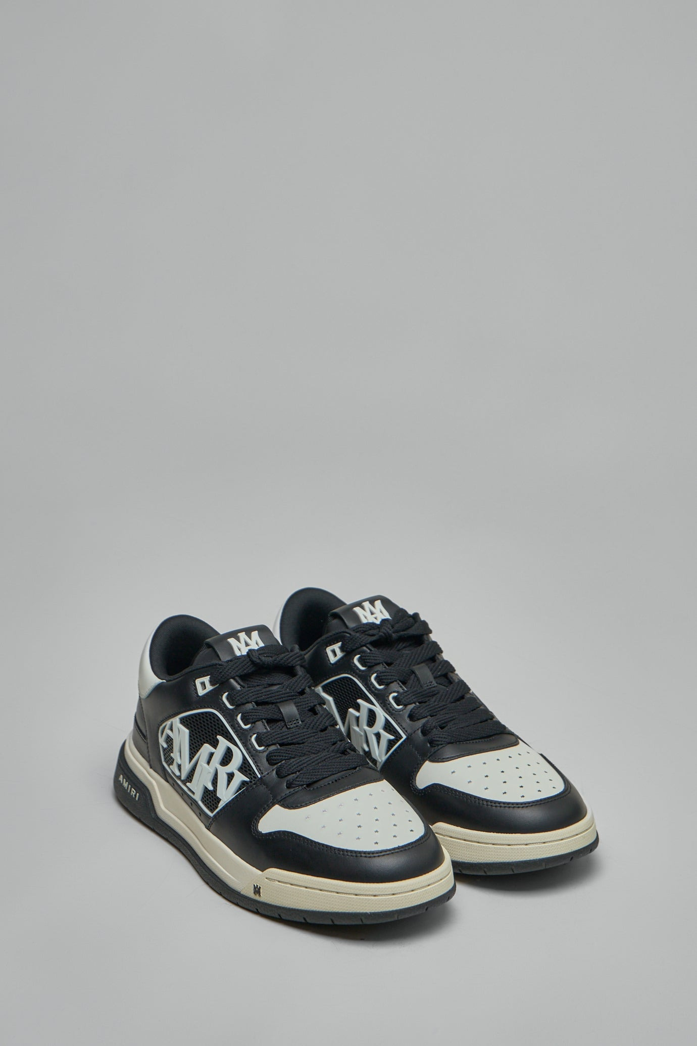 Classic Low Sneakers - 2