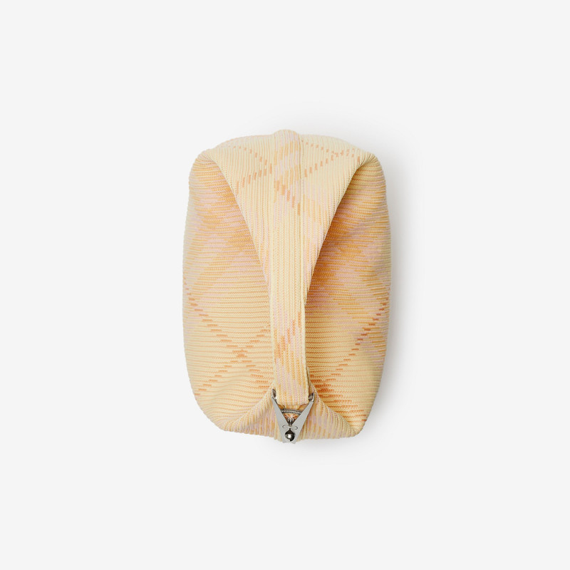 Burberry Medium Peg Duffle Bag outlook