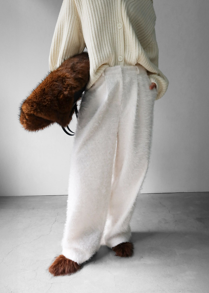 Melker Furry Pants - Off White 3