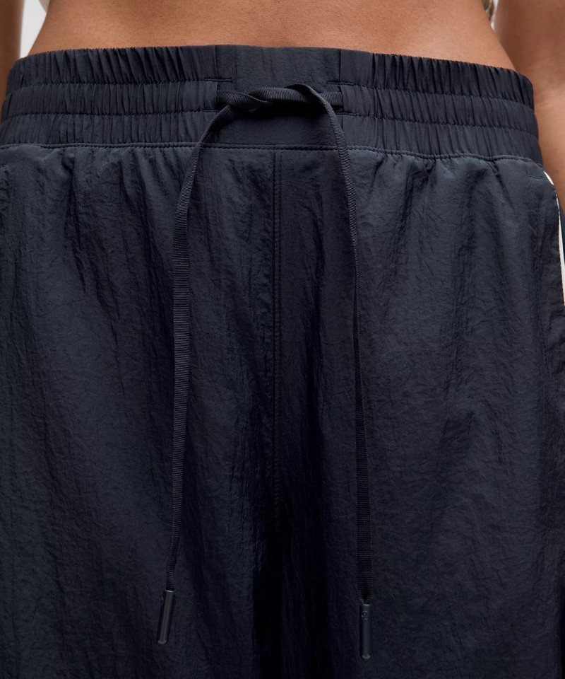 License to Train Mid-Rise Lightweight Jogger 5