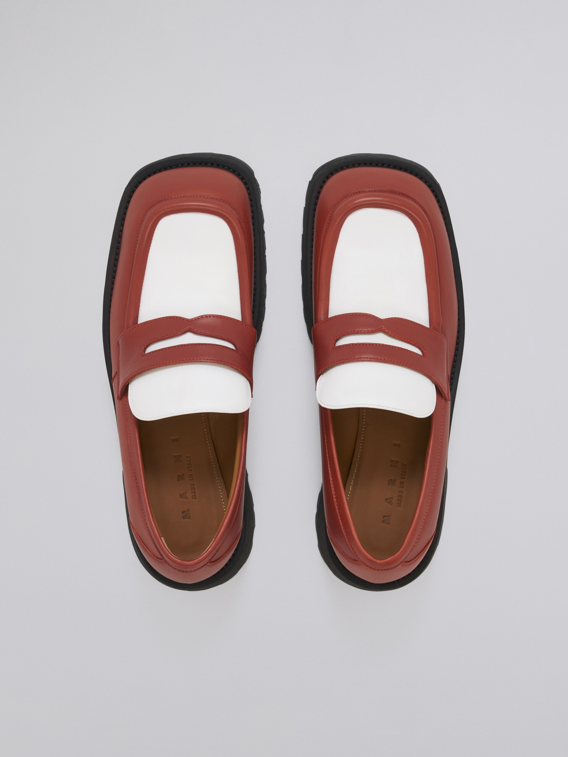 BI-COLOURED SOFT NAPPA LEATHER MOCCASIN - 4