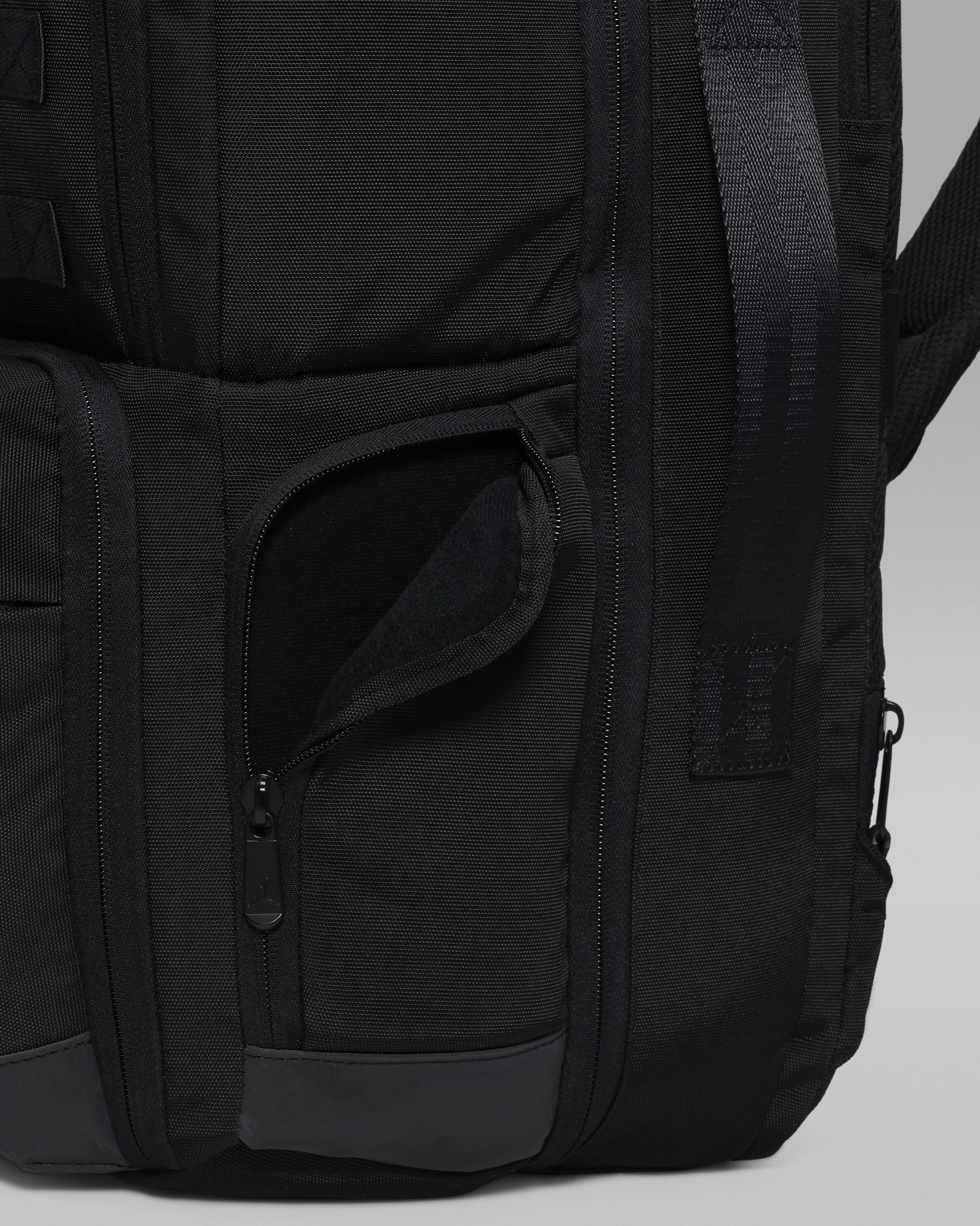 Men's Jordan Collector's Backpack (31.5L) - 12