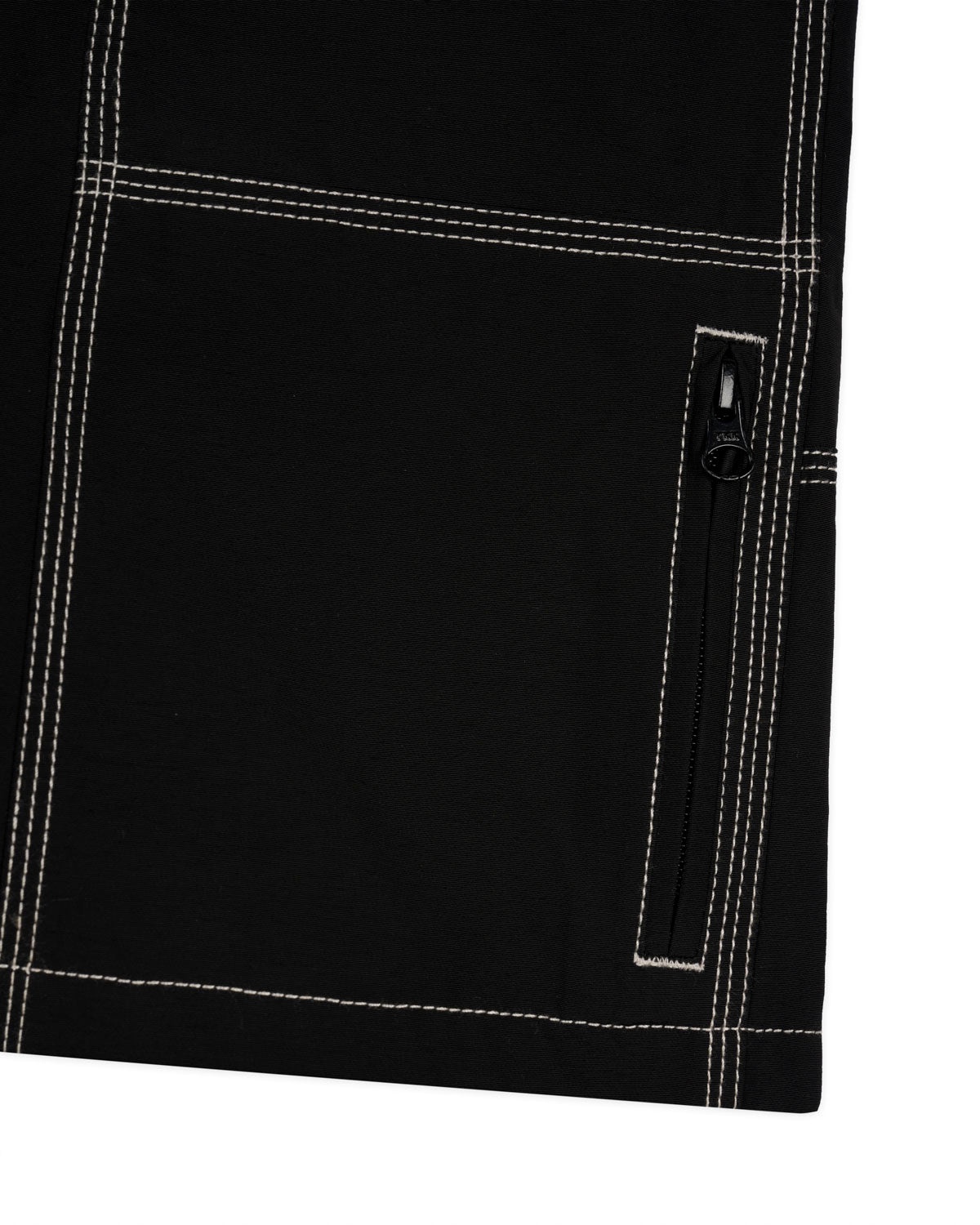Triple Needle Bishop Short - Black - 3