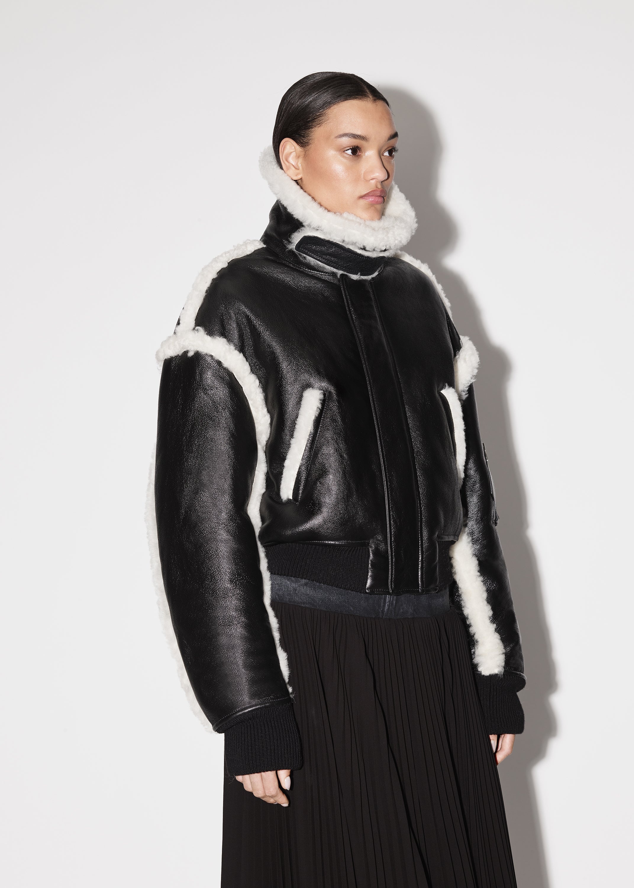 BOMBER - 4