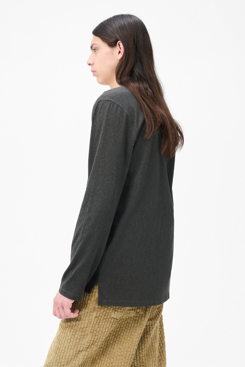 Gorge Longsleeve Black 1000 Points Print 4