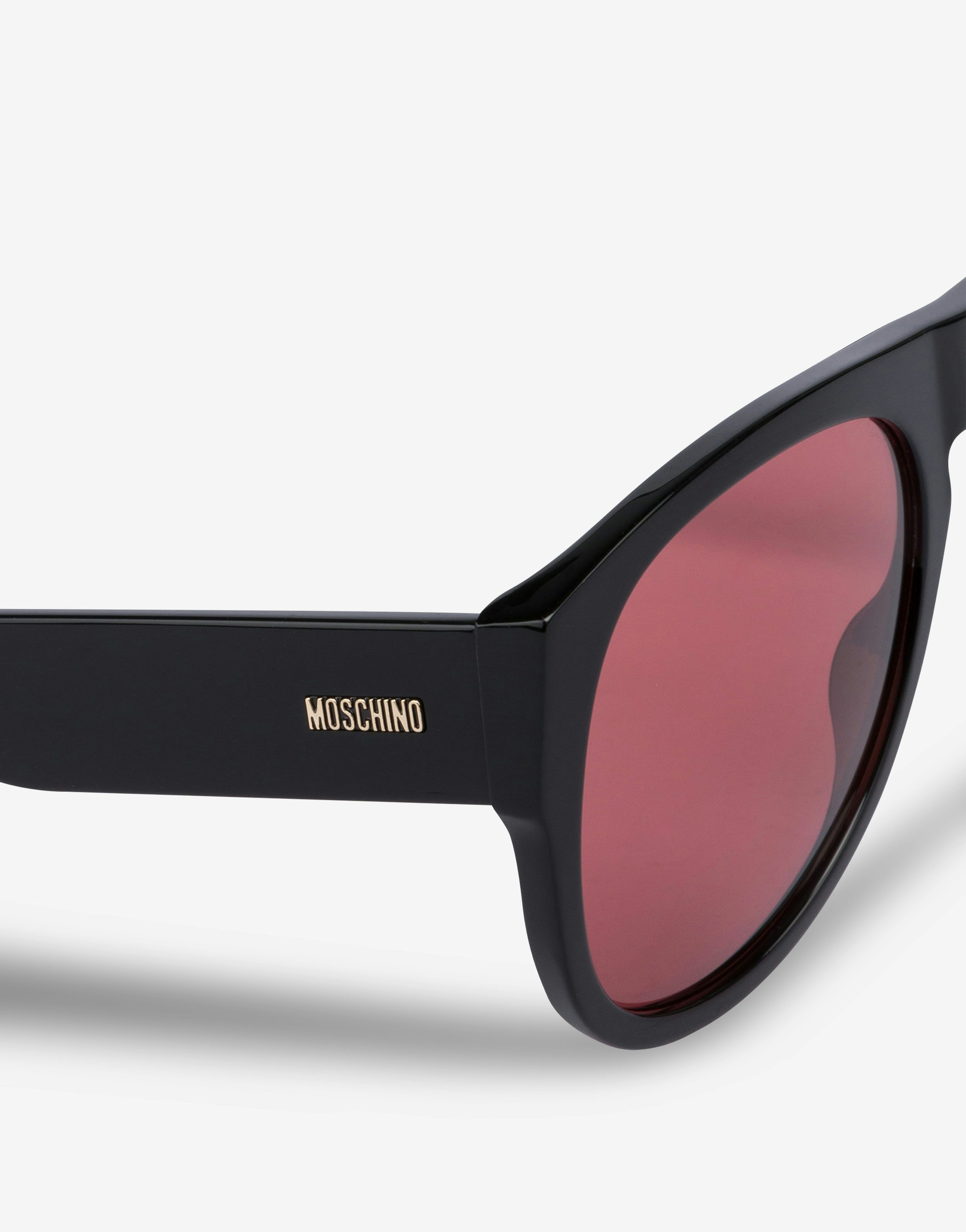 SUNGLASSES WITH RED LENSES - 3