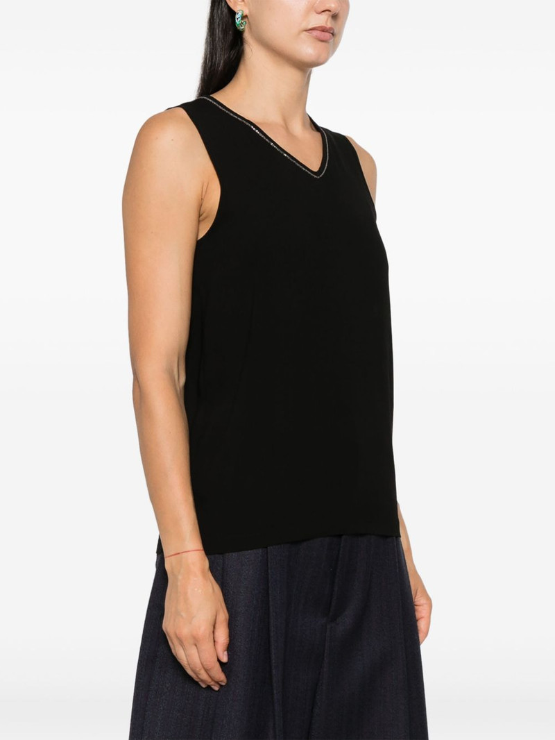 V-neck top 3