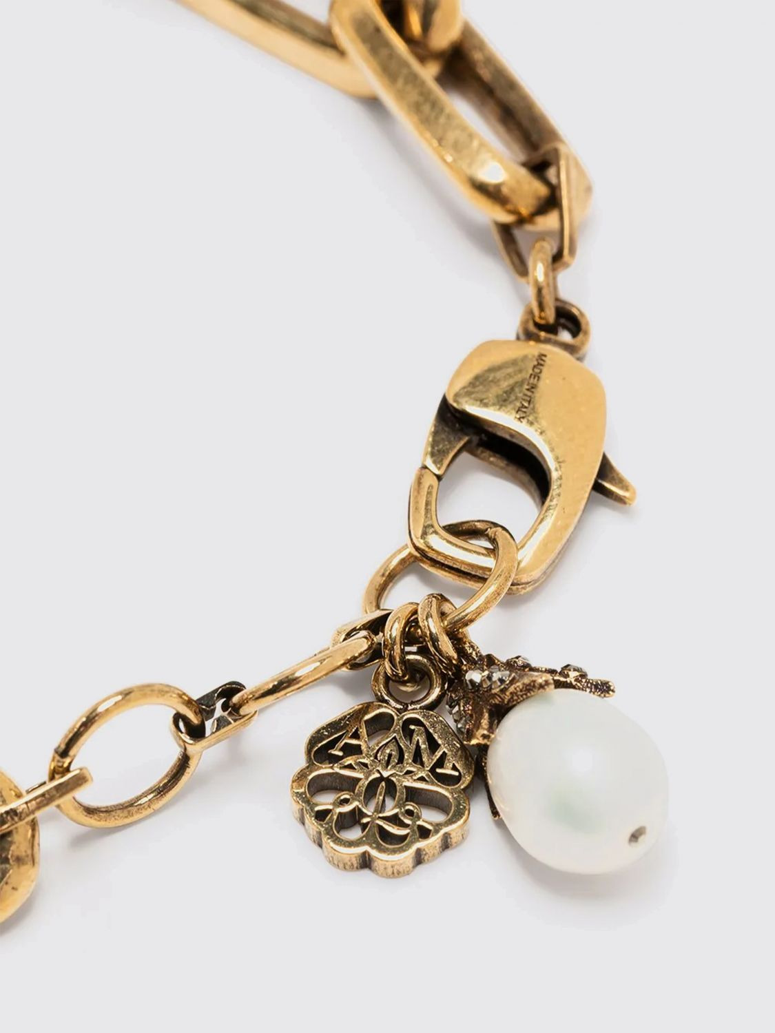 Jewel woman McQueen - 2