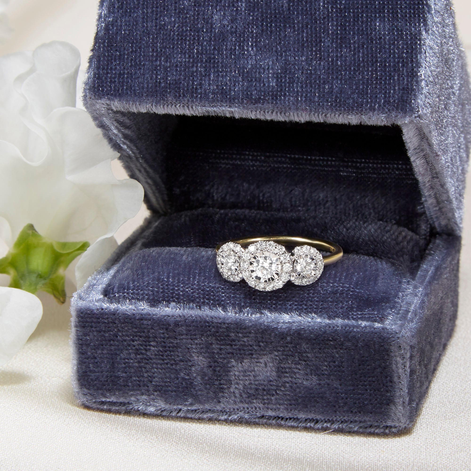 The Josephine Ring in Yellow Gold - 6