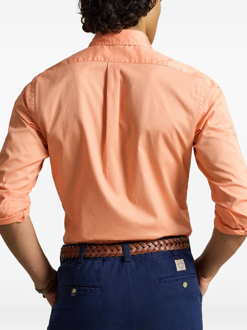buttoned long-sleeved shirt 4