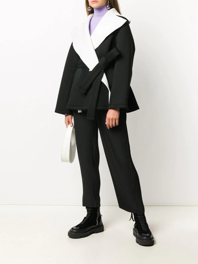 ISSEY MIYAKE contrast collar coat outlook