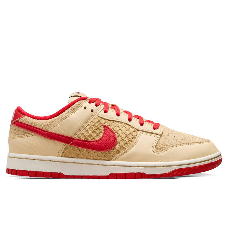 DUNK LOW RETRO SE 'STRAWBERRY WAFFLE' - PALE VANILLA/UNIVERSITY RED/SAIL/WHEAT - 1