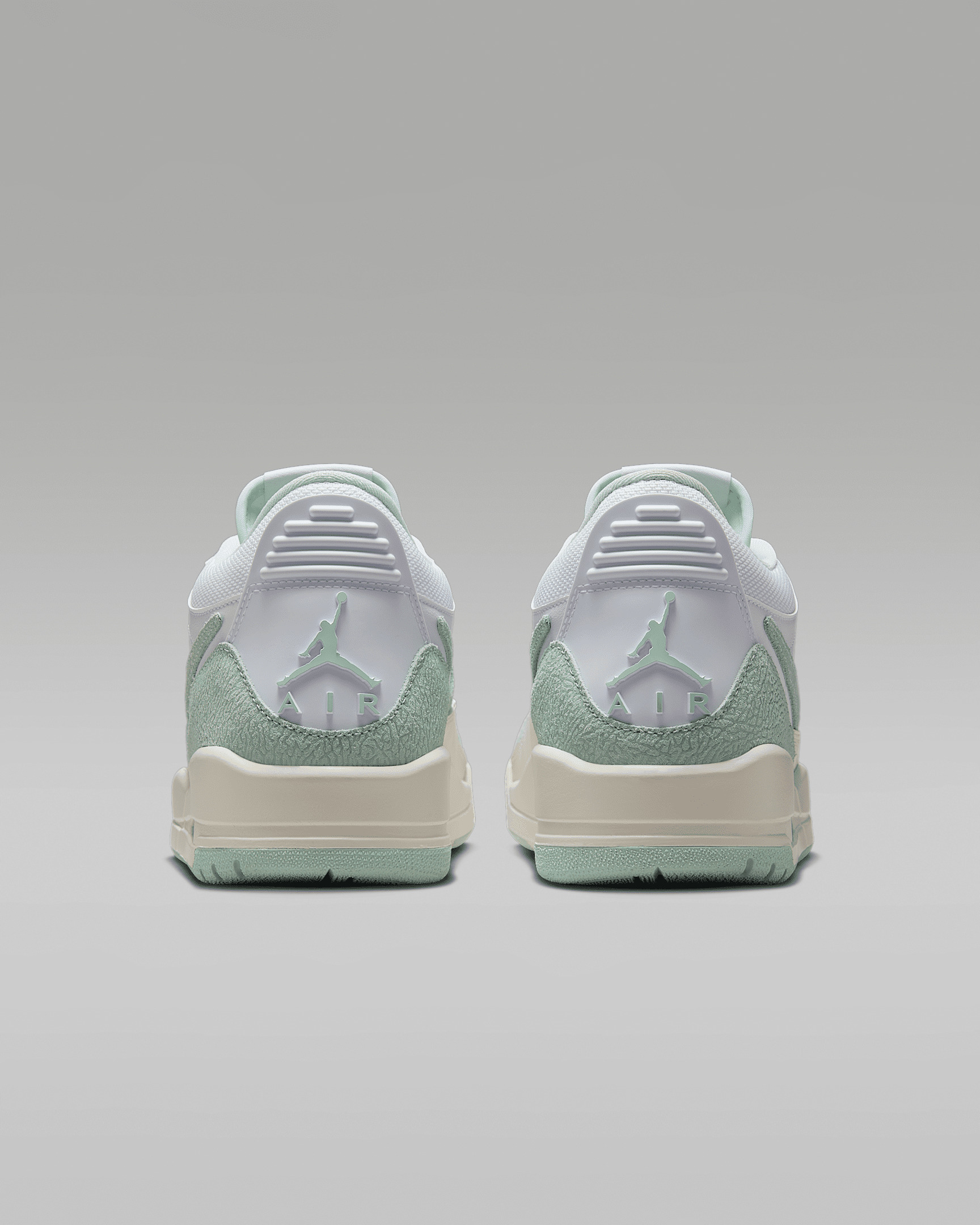 Air Jordan Legacy 312 Low Women's Shoes - 6