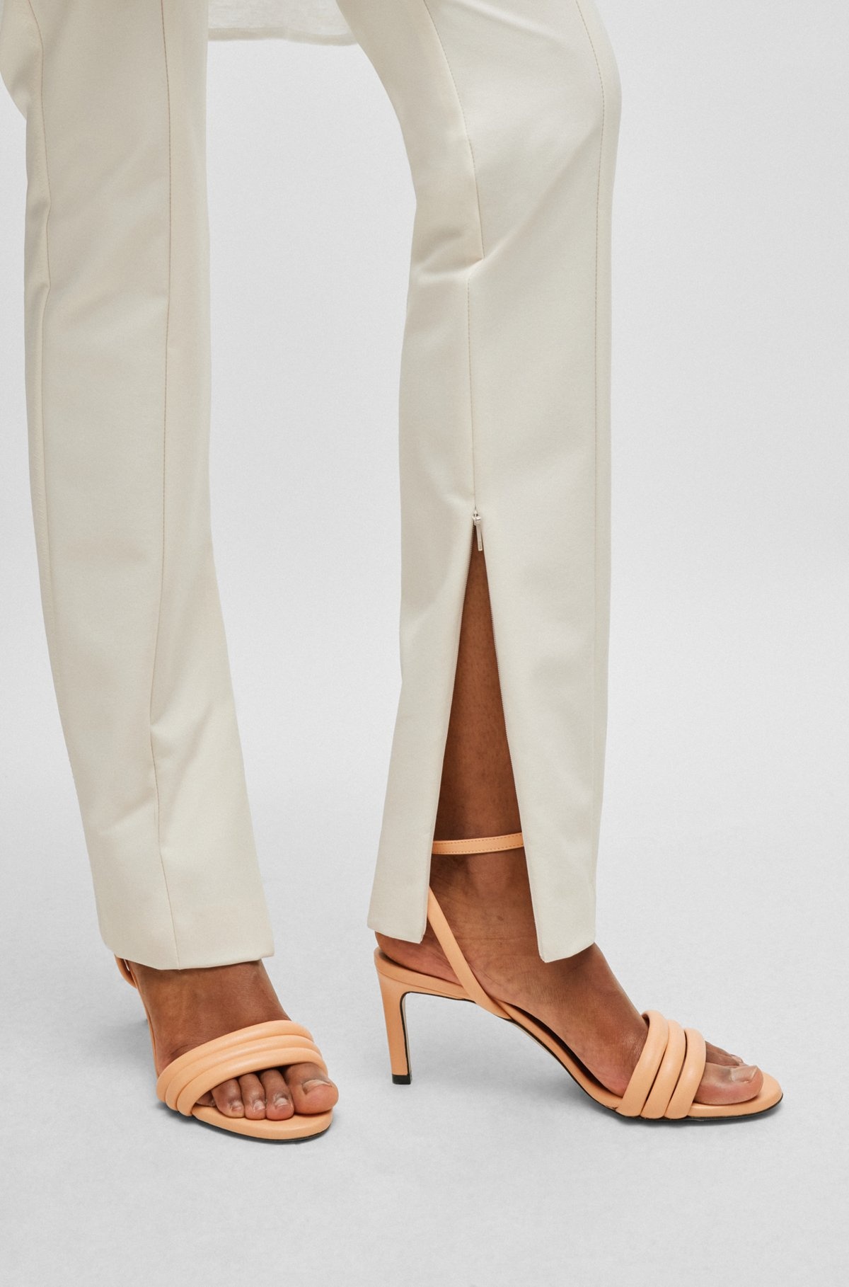 STRAPPY SANDALS IN NAPPA LEATHER WITH A 7CM HEEL - 4