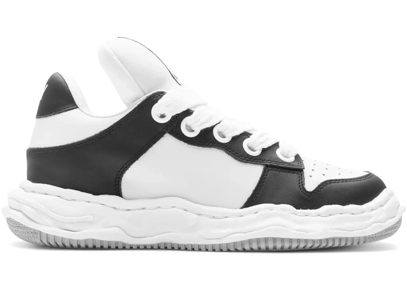 Maison Mihara Yasuhiro Wayne Low Leather Puffer Black White - 1