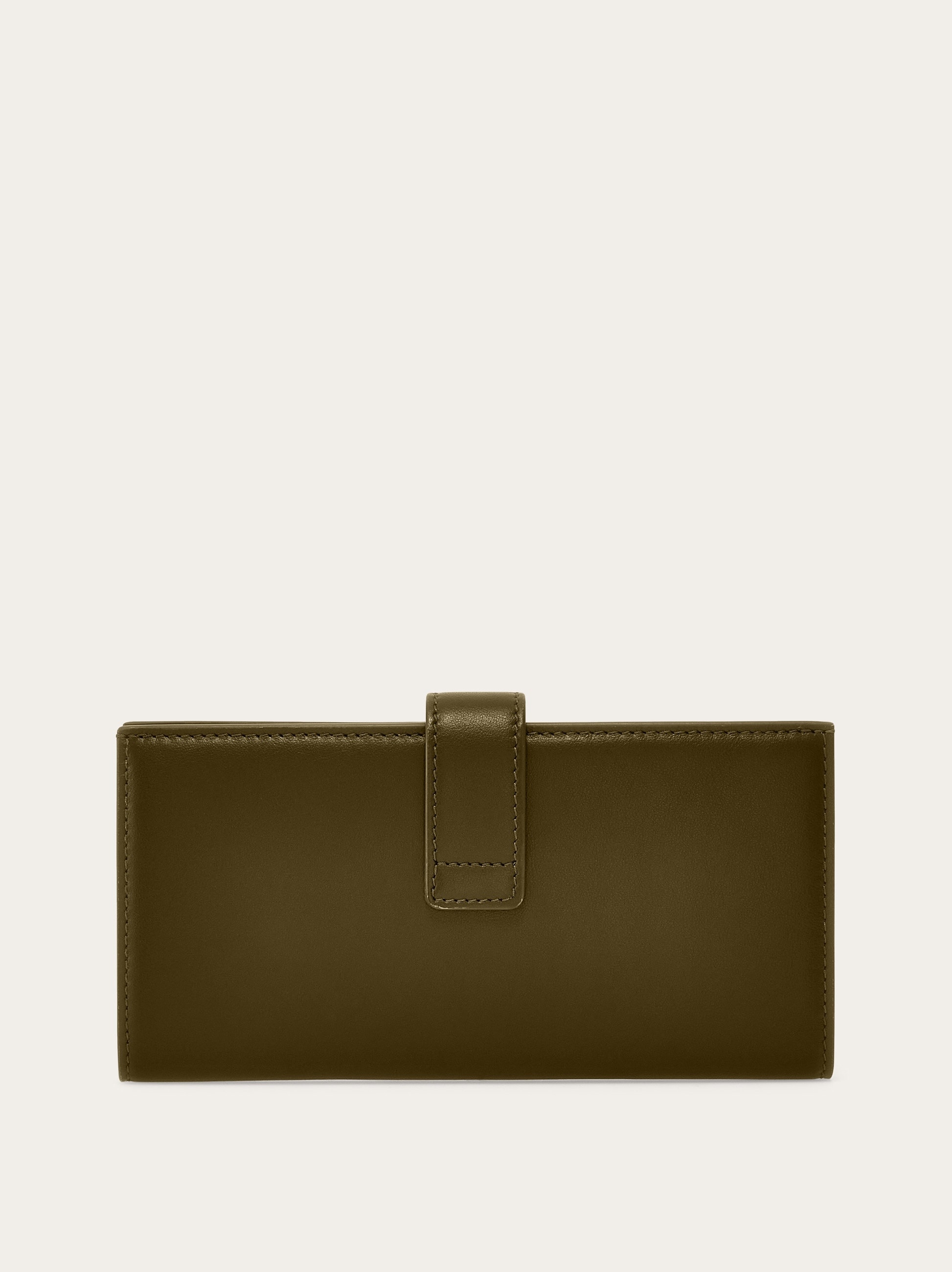 【FERRAGAMO】今がチャンス★HUG WALLET FERRAGAMO Hug Compact Wallet | Saks Fifth Avenue