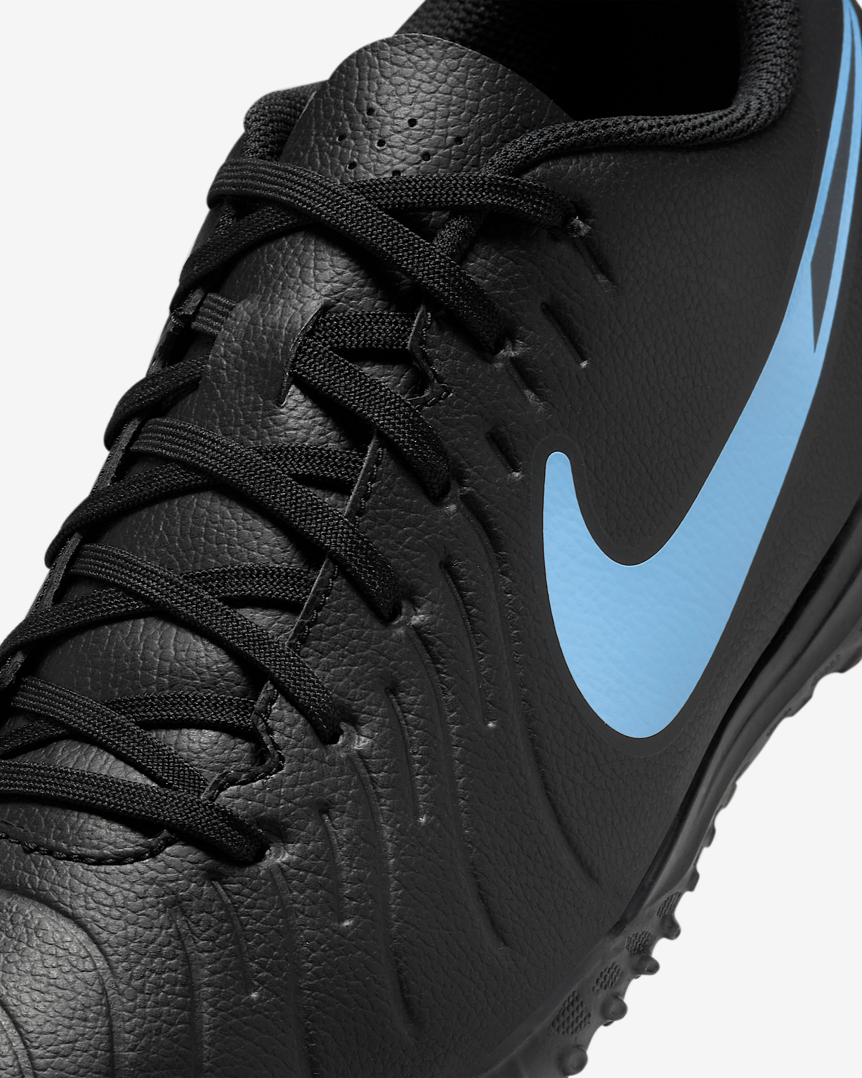 Nike Tiempo Legend 10 Club Turf Low-Top Soccer Shoes - 7