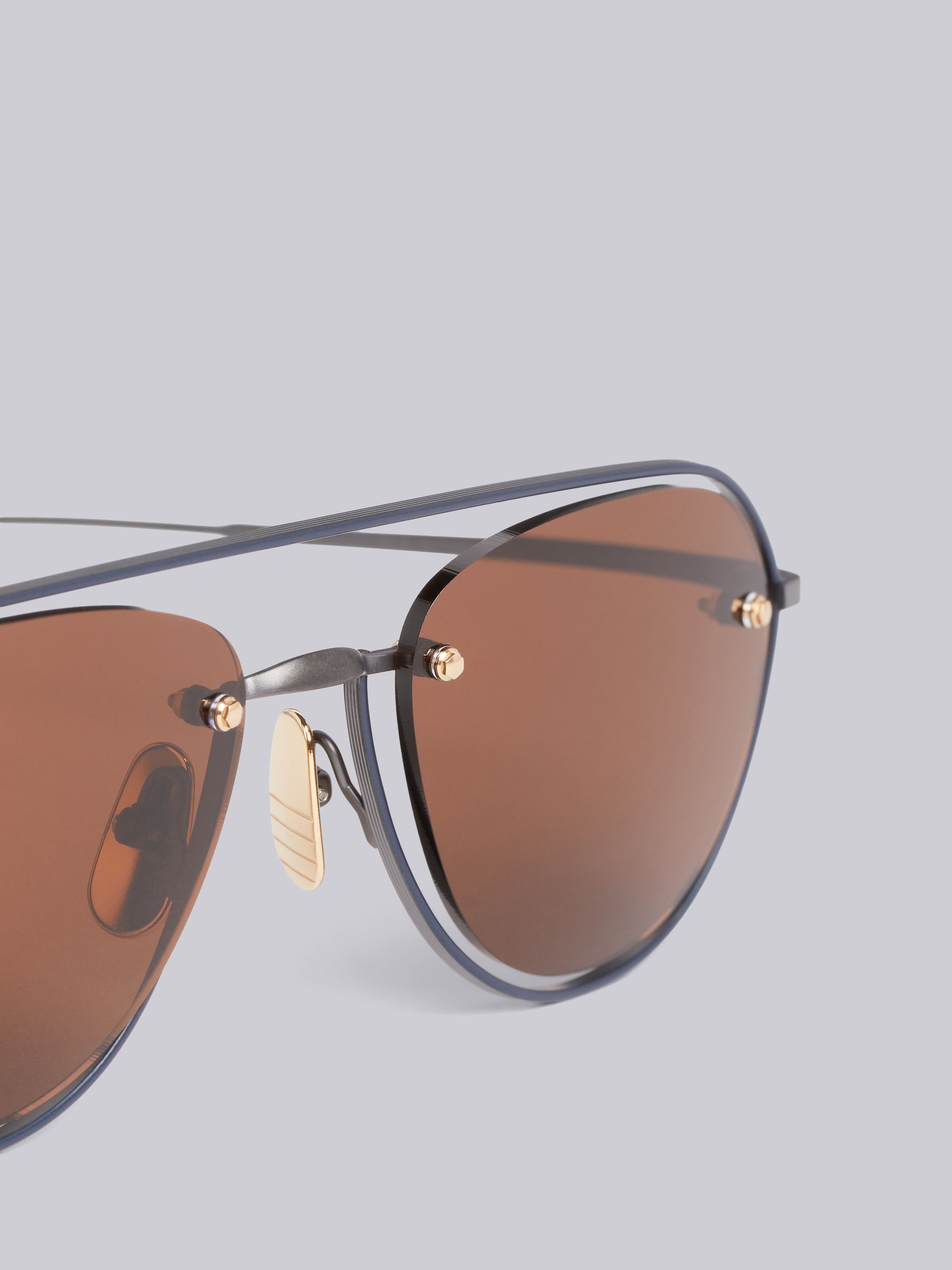 TB112 - Black Iron Aviator Sunglasses - 2