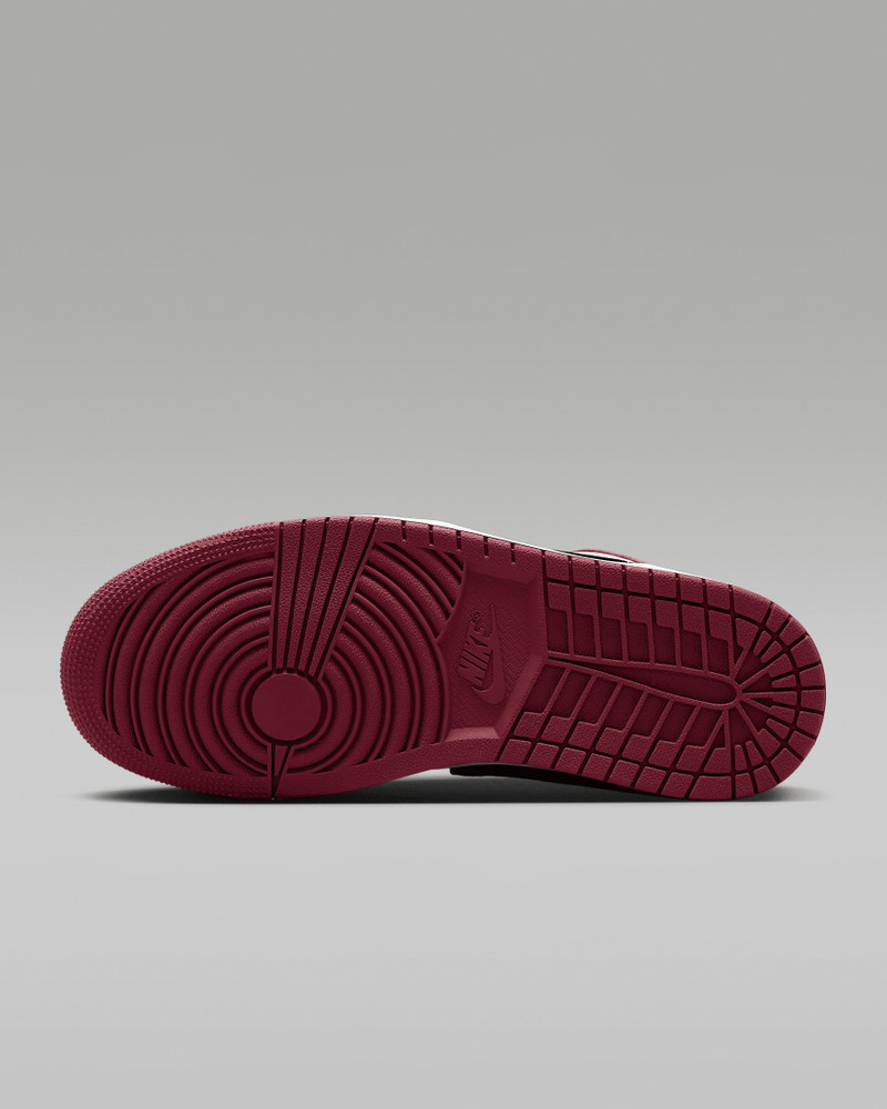 Jordan Air Jordan 1 Low SE Women's Shoes outlook