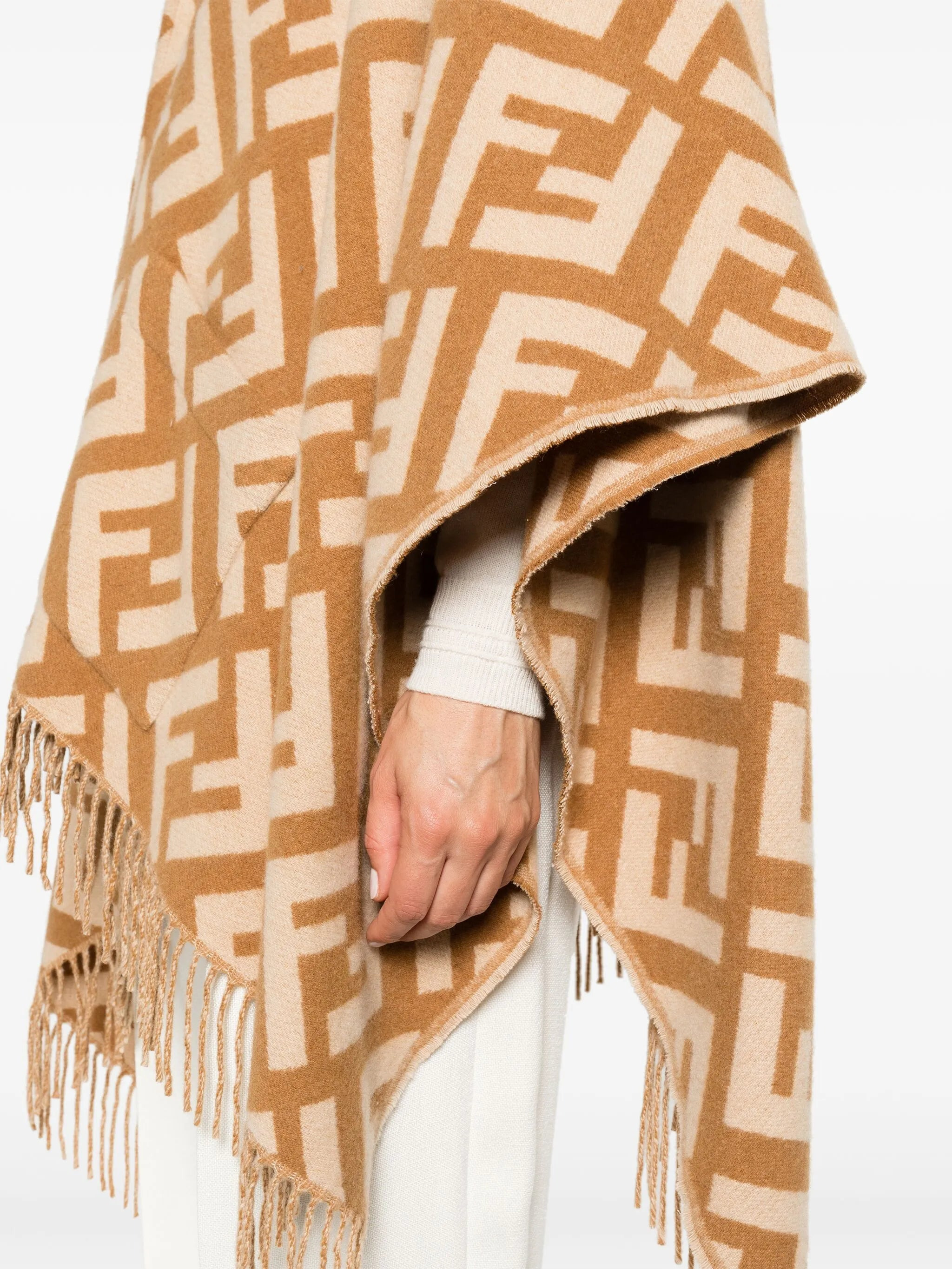 jacquard cashmere poncho - 5