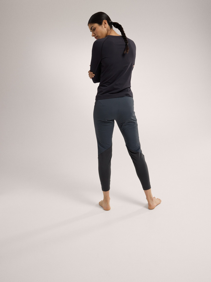 Arc'teryx Rho Hybrid Insulated Bottom outlook