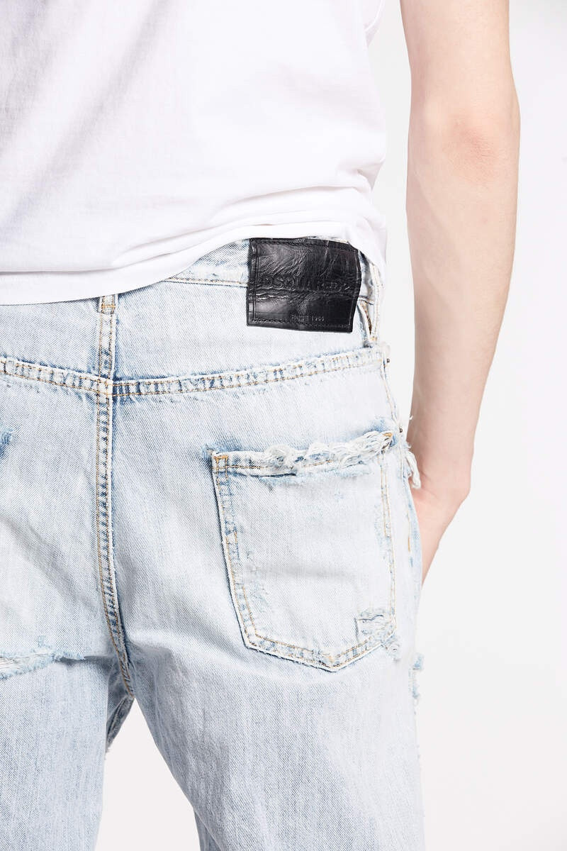 LIGHT DESTROYED WASH 642 JEANS 4