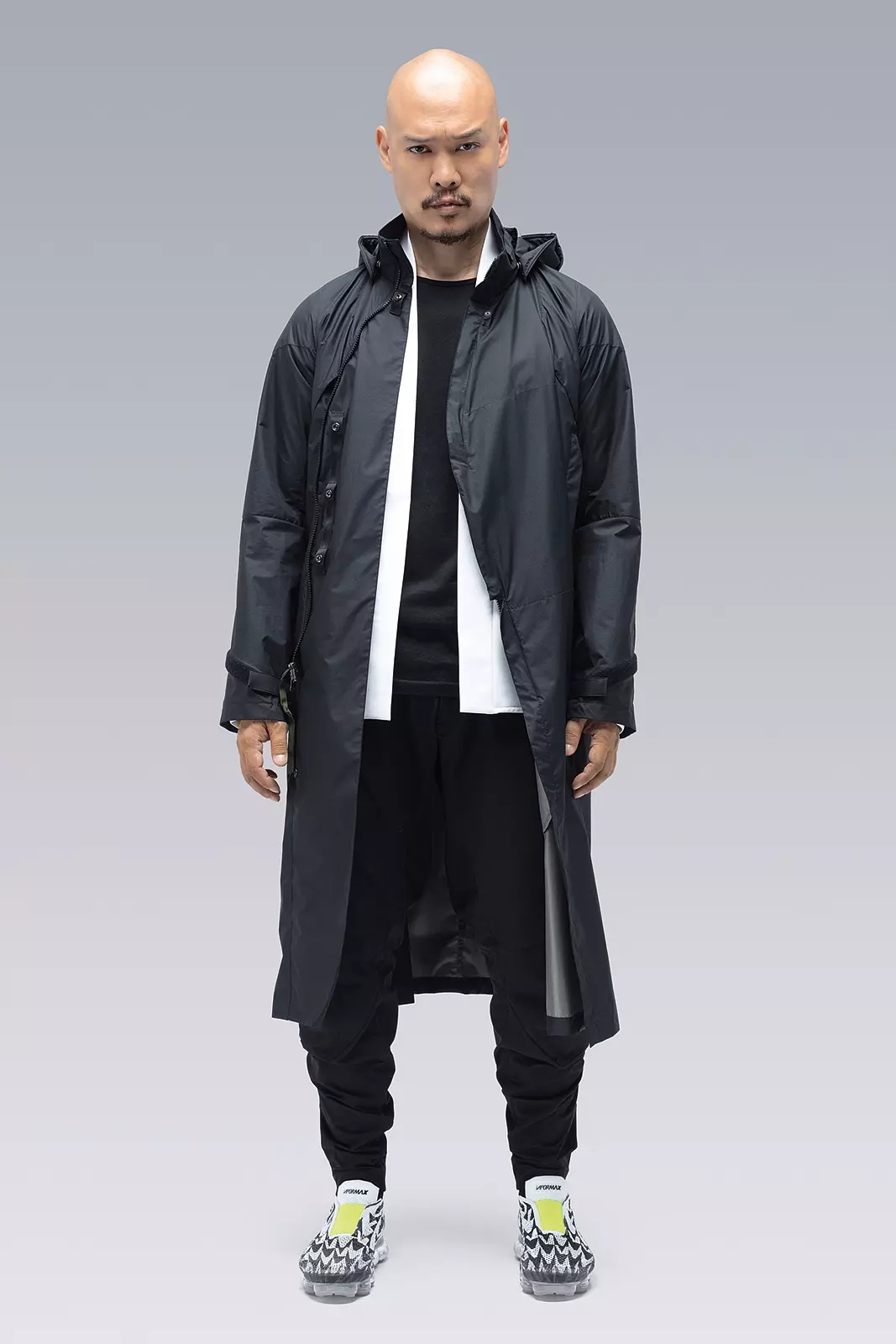 J82-WS 2L Gore-Tex Infinium™ Windstopper® Interops Coat Black - 44