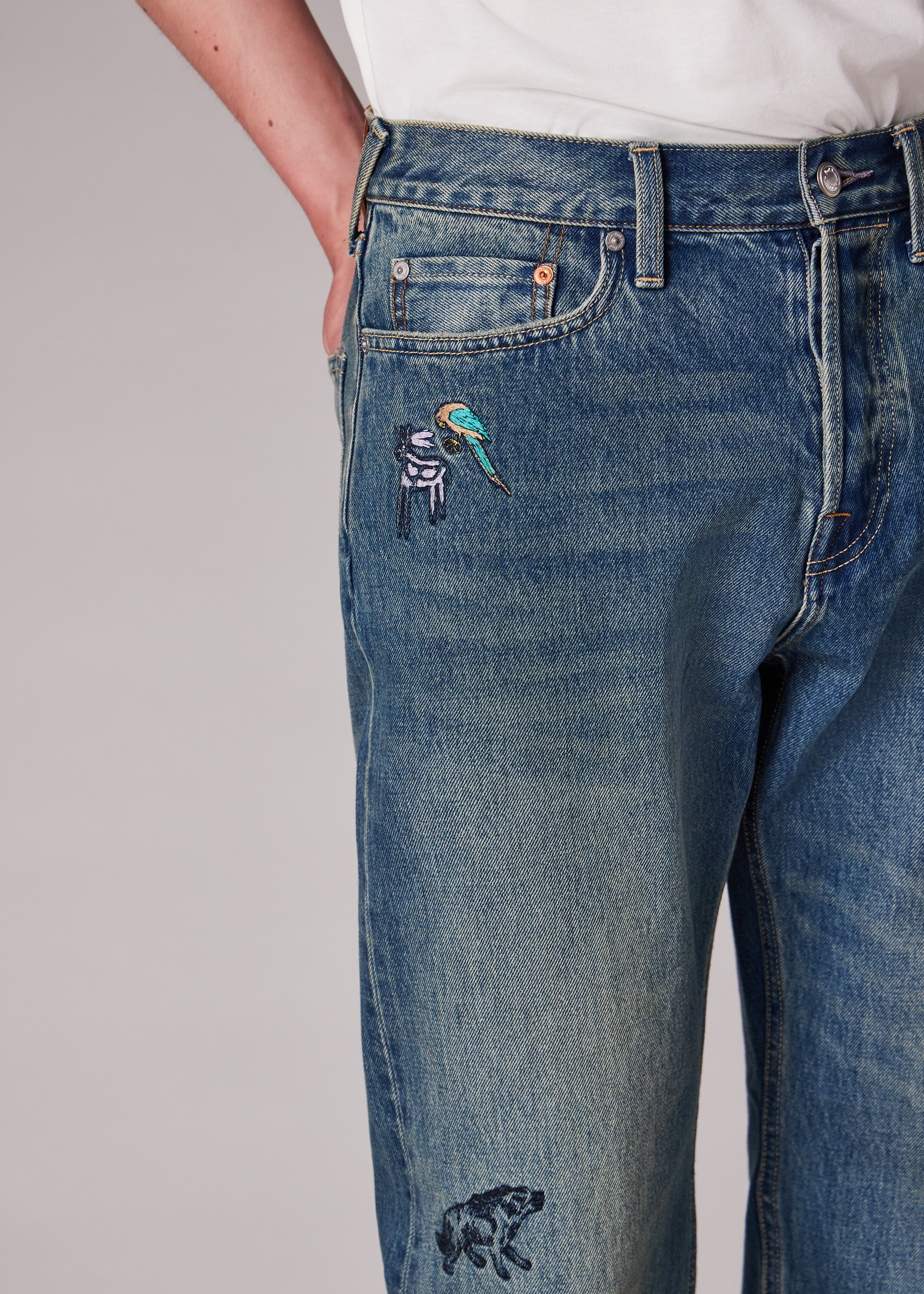 Straight-Fit 'Little Beasts' Embroidered Jeans - 7