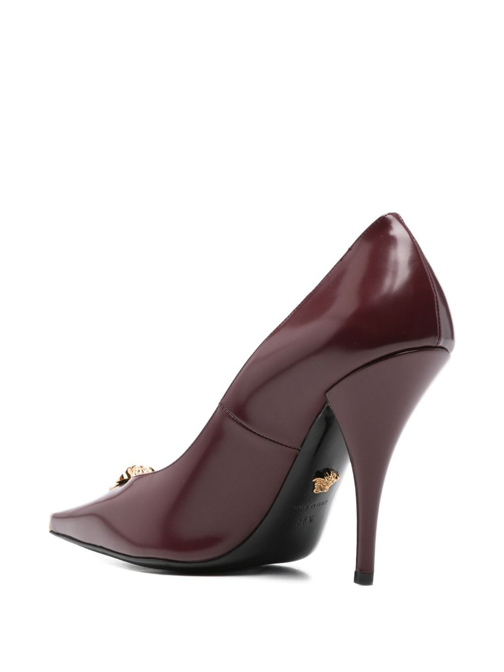 110mm medusa-embellished pointed-toe pumps - 3