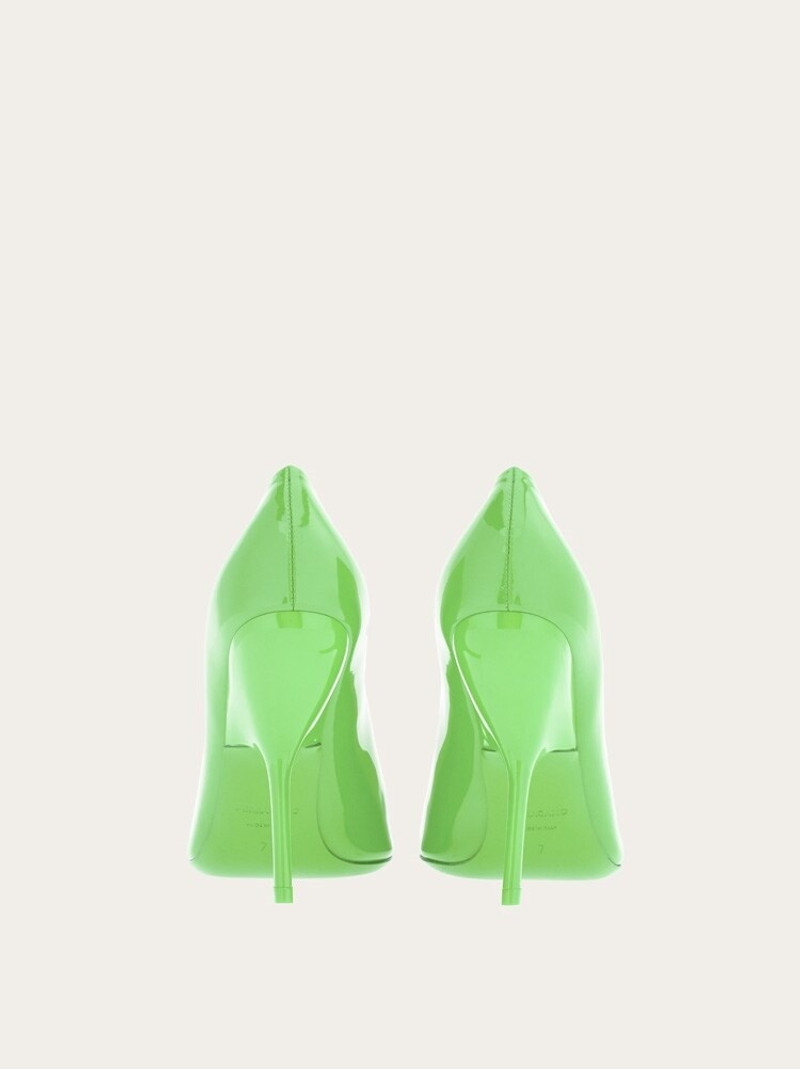 FERRAGAMO EVA PUMP outlook