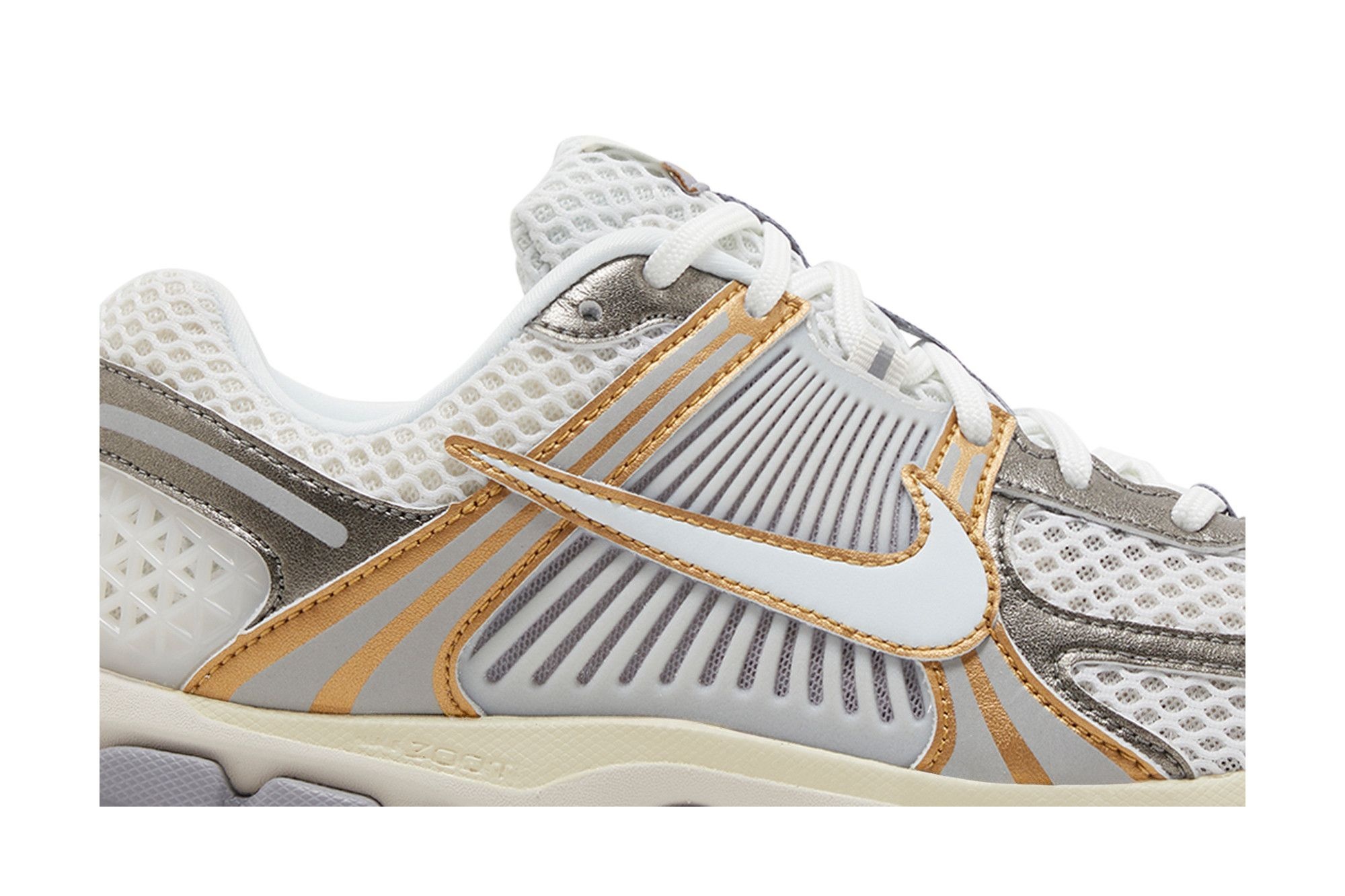 Air Zoom Vomero 5 'Metallic Pewter Gold' - 2