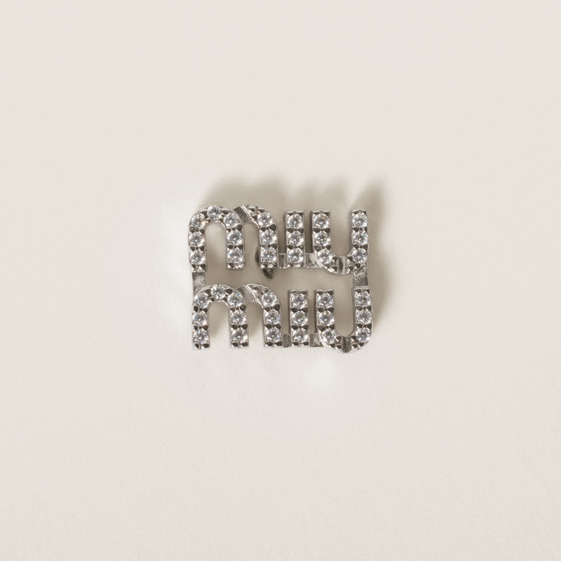 Metal brooch with crystals 1