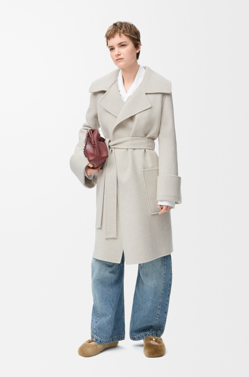 Belted coat in cashmere 3