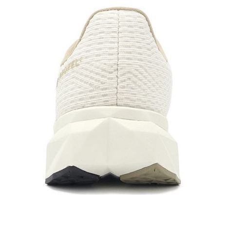(WMNS) New Balance FuelCell Propel v5 'Linen Gold Metallic Stoneware' WFCPRHL5 - 4