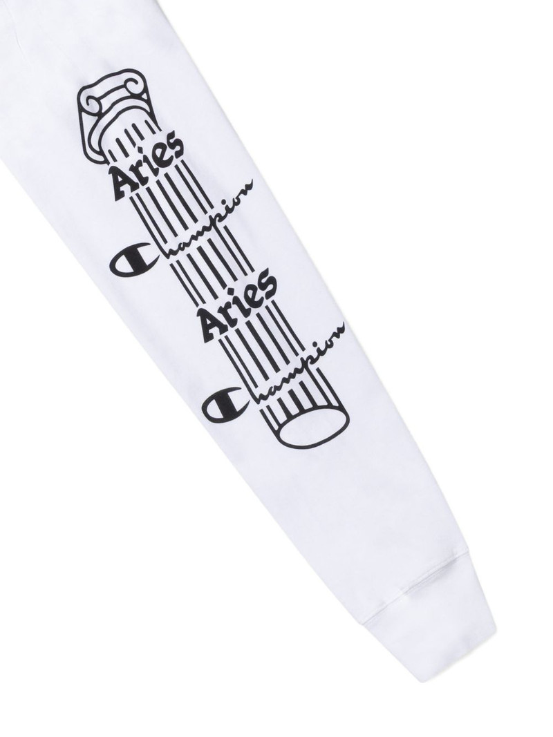 Champion X ARIES GRAPHIC-PRINT SWEATSHIRT outlook