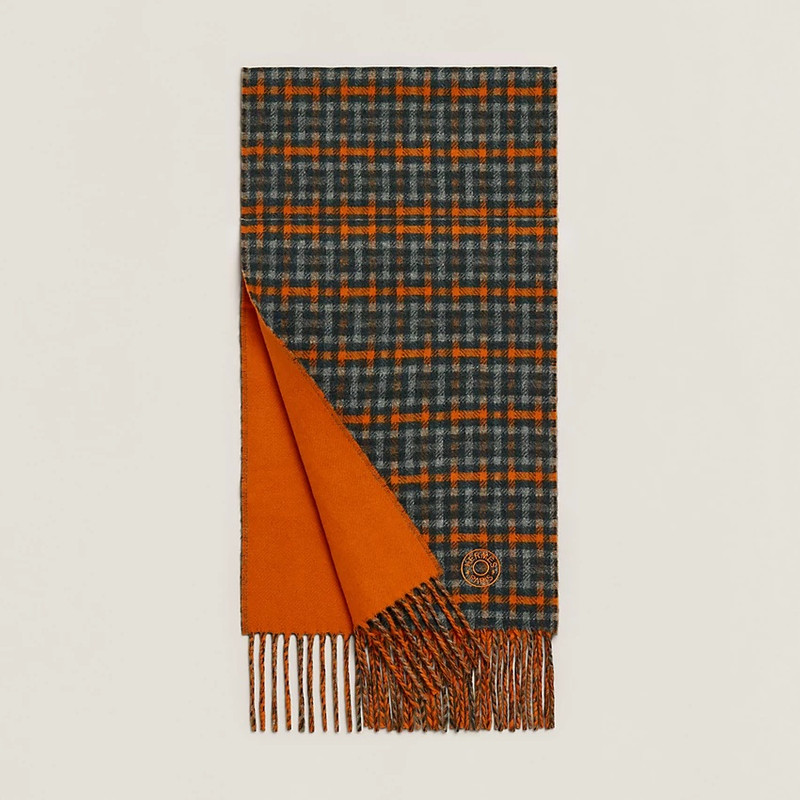 Hermès H Ecossais Recto-Verso muffler outlook