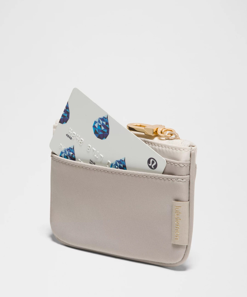 Clippable Card Holder 3