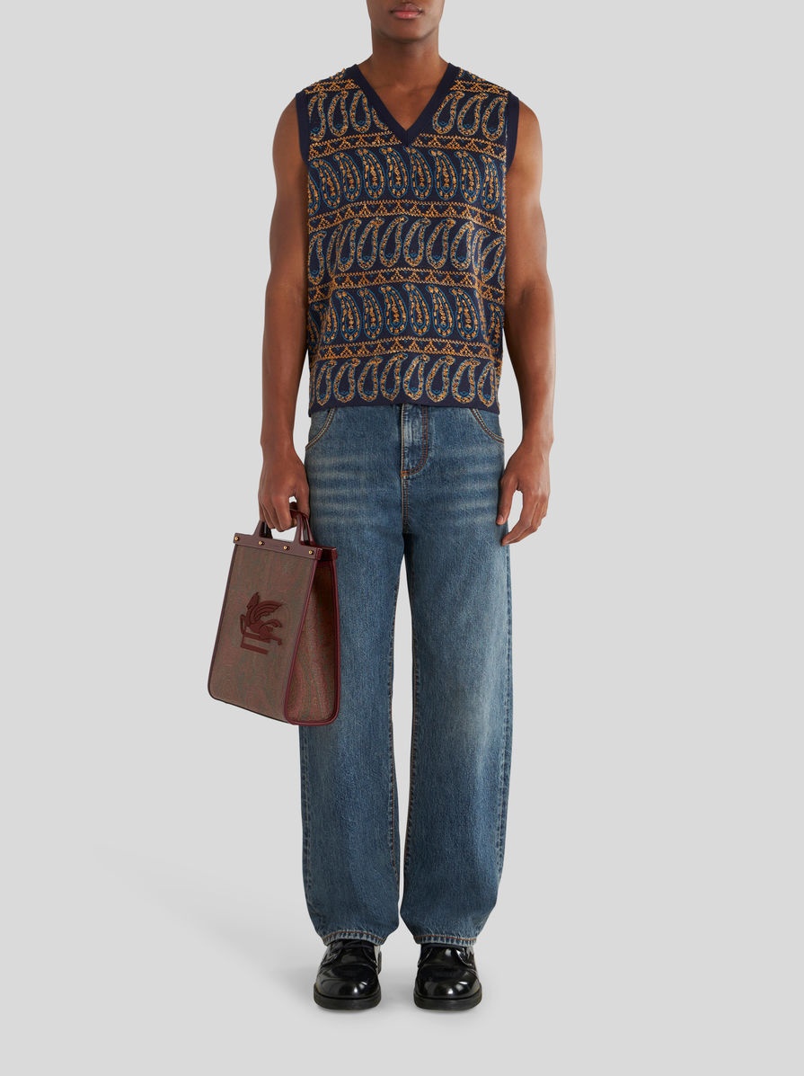 KNITTED GILET WITH PAISLEY DESIGNS - 4