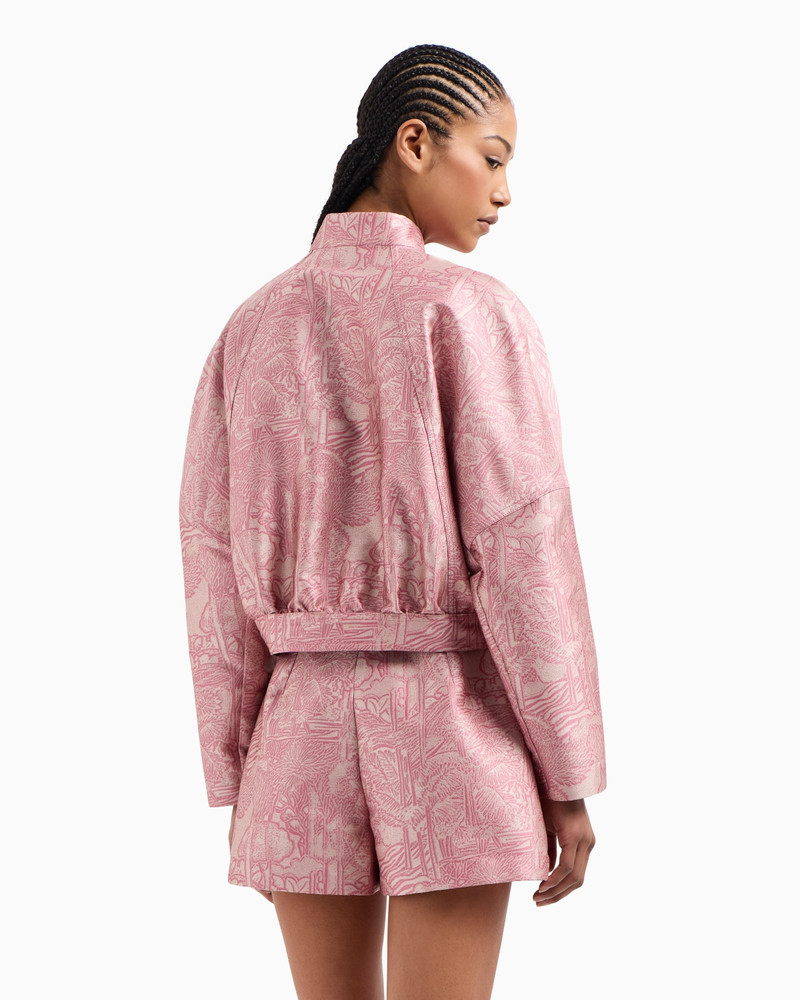 JACQUARD SHORTS WITH AN EXOTIC MOTIF 3