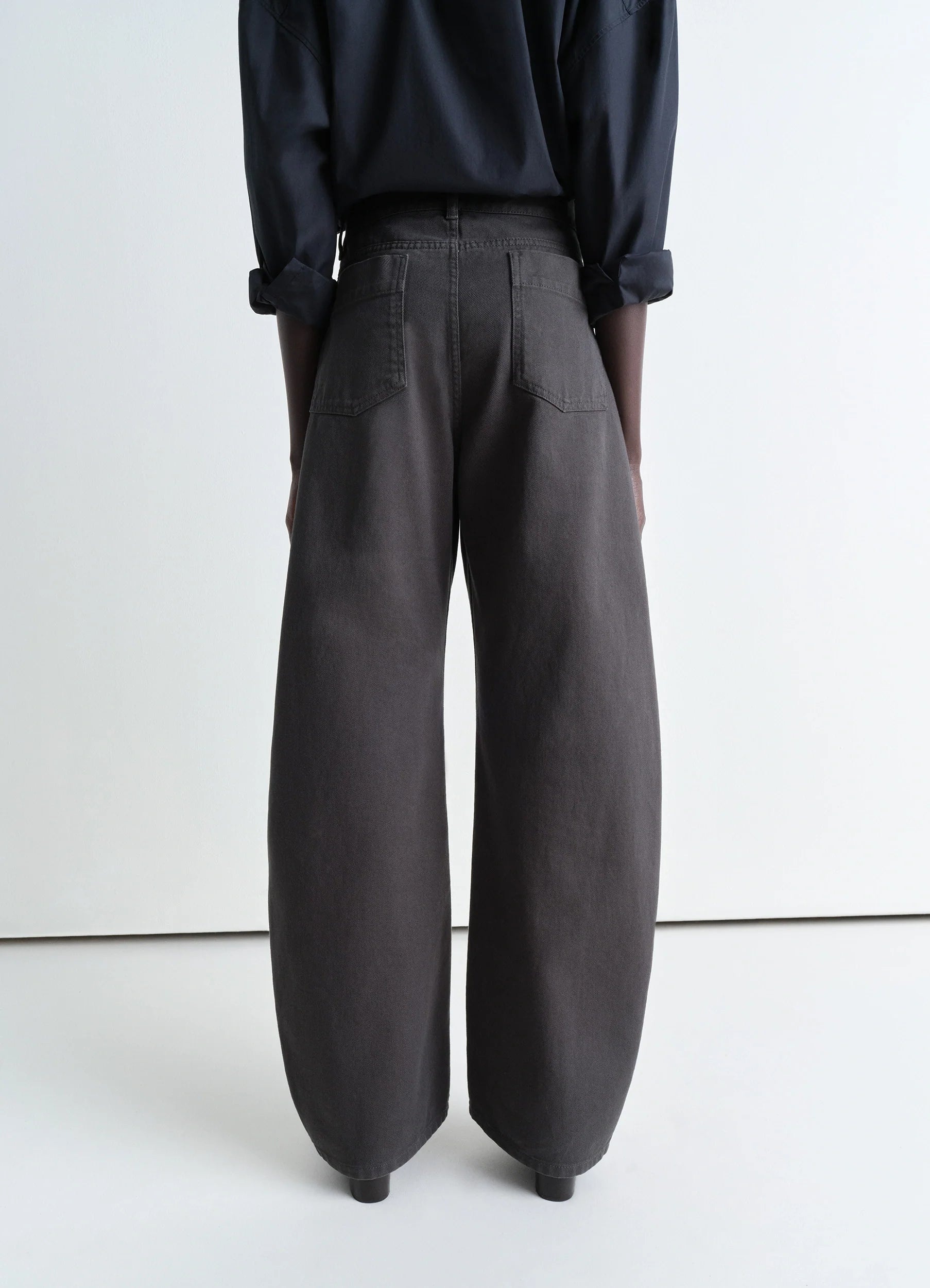 HIGH WAISTED CURVED PANTS - 3