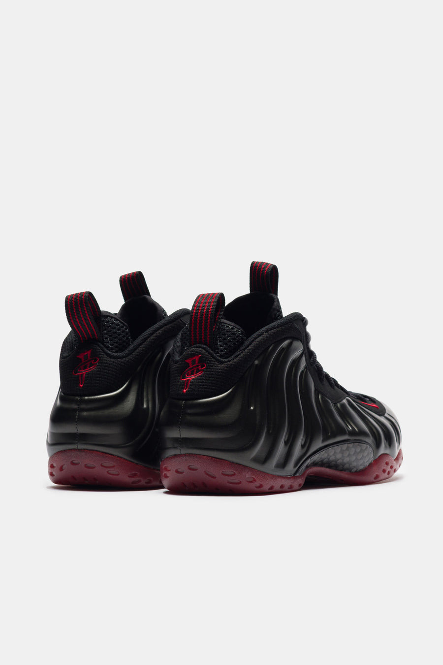 Air Foamposite One Sneaker in Black/Varsity Red - 5
