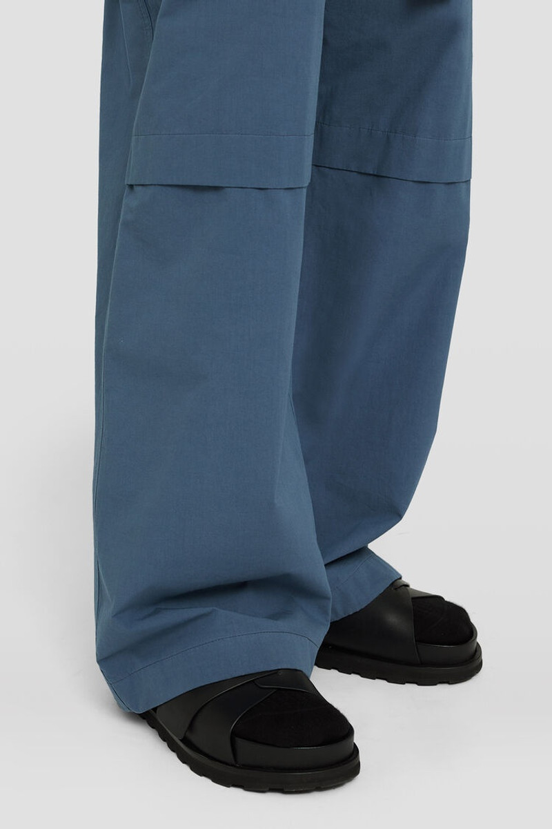 Jil Sander Slides outlook