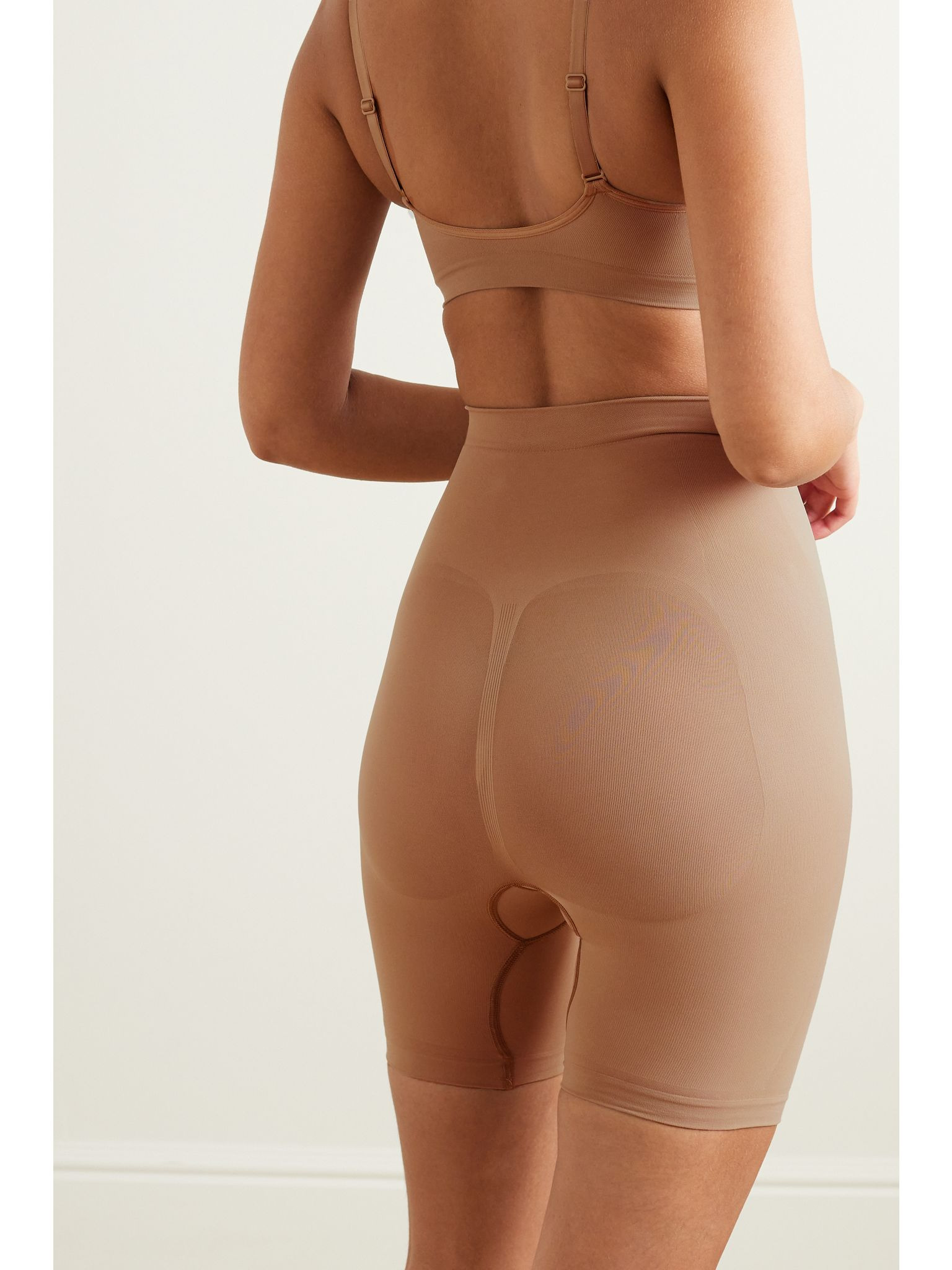 Seamless Sculpt Mid Thigh Short - Sienna Beige - 3