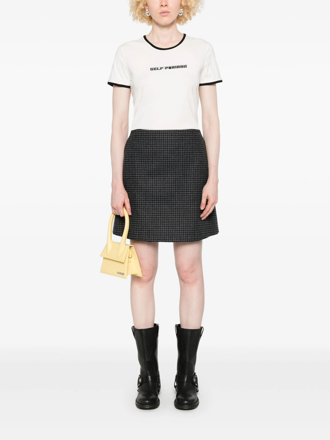 White T-Shirt With Embroidered Logo - 2